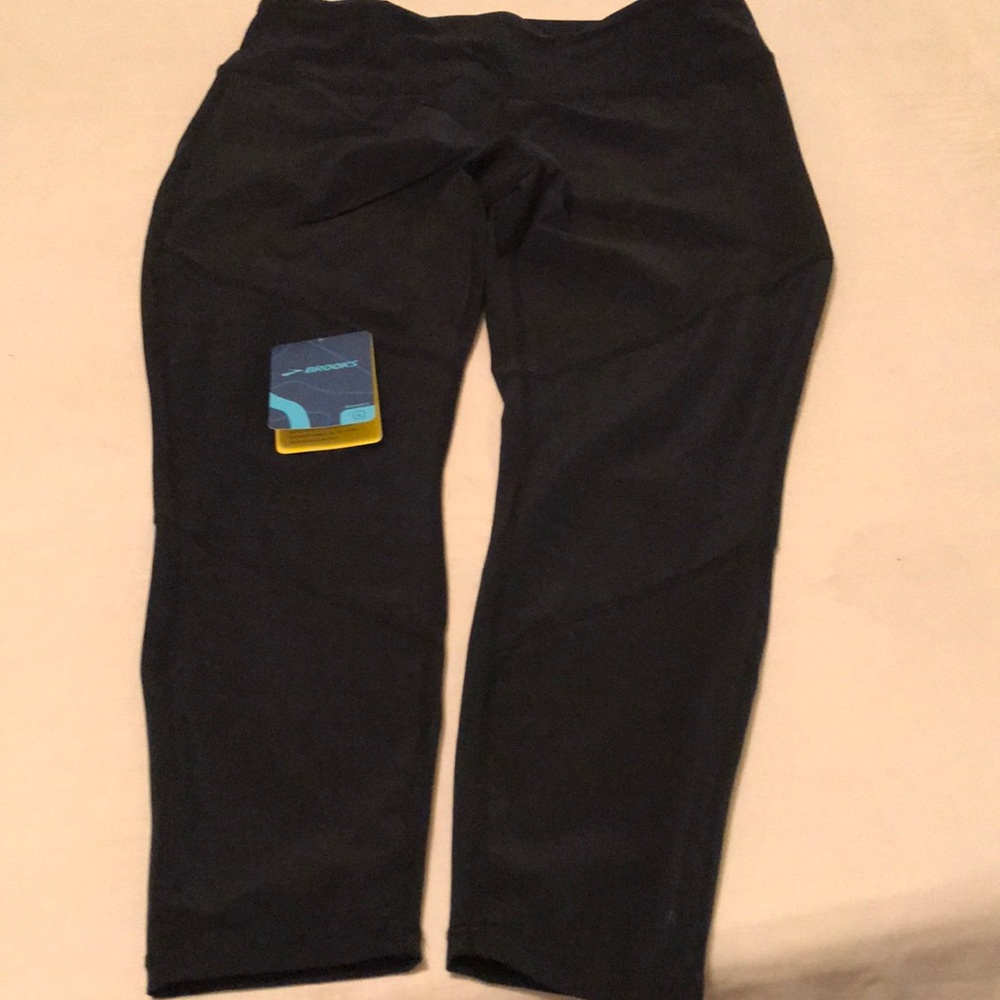 Brooks High Waist mesh Crop sports legs